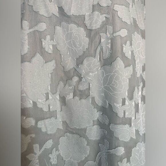 RXB sage green sheer floral overlay T-shirt - Picture 4 of 7